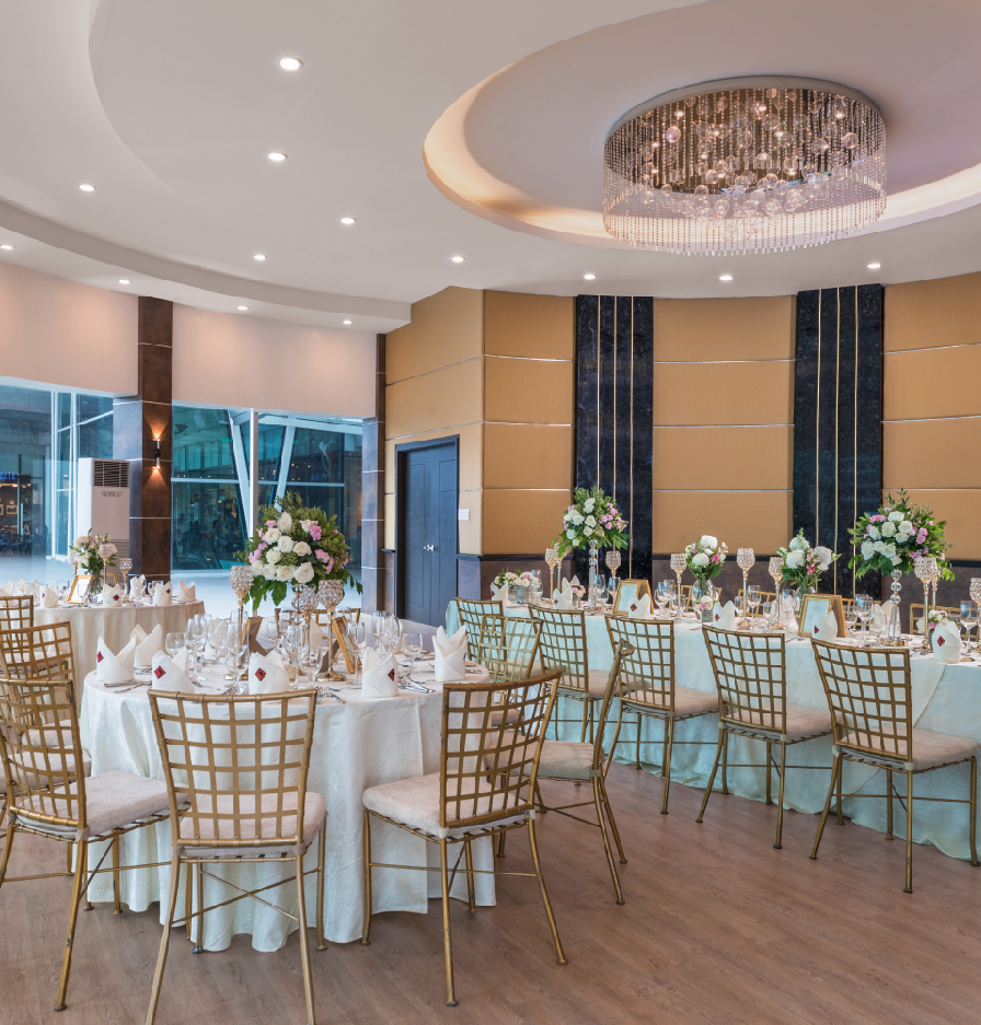 Dining & Event Spaces Summit Hotels and Resorts